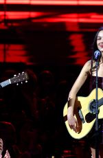 OLIVIA RODRIGO at 2025 Rock & Roll Hall Of Fame Induction Ceremony 11/08/2025