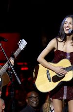 OLIVIA RODRIGO at 2025 Rock & Roll Hall Of Fame Induction Ceremony 11/08/2025