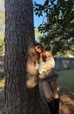 RACHEL PIZZOLATO - Instagram Photos 11/27/2025