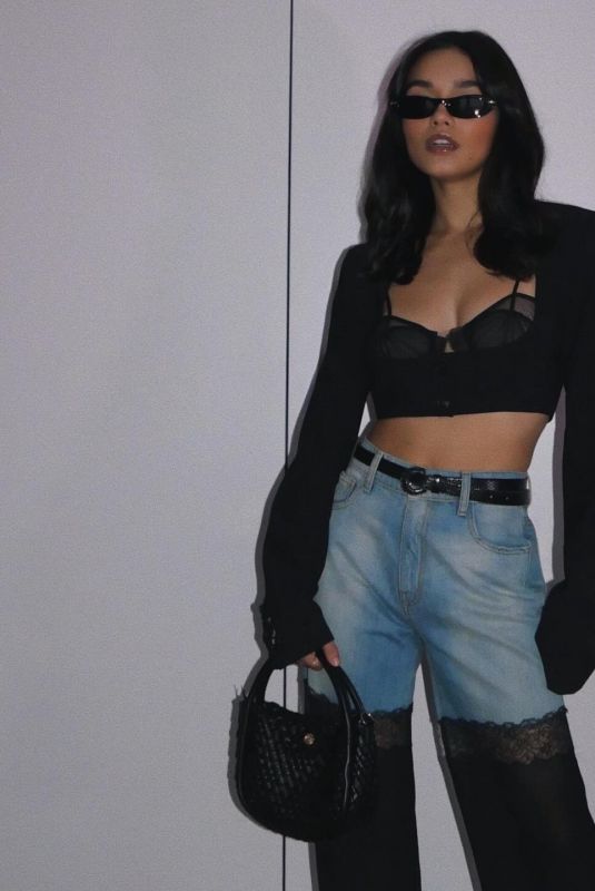 RACHEL ZEGLER - Instagram Photos 11/19/2025
