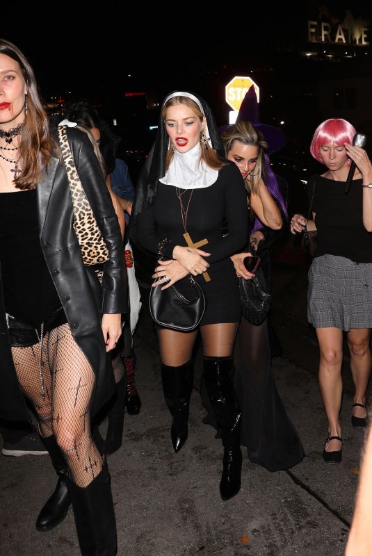 SAMARA WEAVING Arrives at Vas J Morgan’s Halloween Party in Los Angeles 10/31/2025