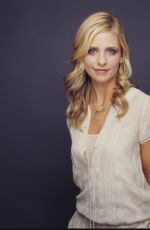 SARAH MICHELLE GELLAR at a Photoshoot 2005