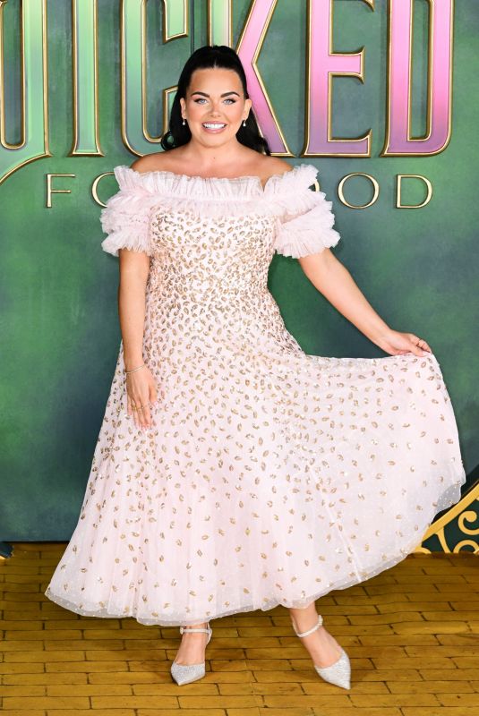 SCARLETT MOFFATT at Wicked: For Good European Premiere in London 11/10/2025