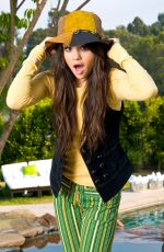 SELENA GOMEZ - FKNY Jeans Beach Photoshoot 2008