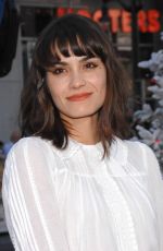 SHANNYN SOSSAMON at Fred Claus Premiere in Hollywood 11/03/2007