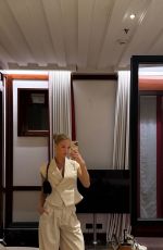 SOPHIA LUDERS - Instagram Photos 11/25/2025
