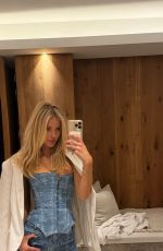 SOPHIA LUDERS - Instagram Photos and Video 11/18/2025