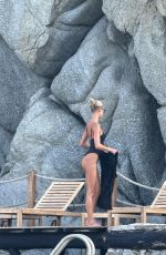 SOPHIA LUDERS - Instagram Photos and Videos 11/05/2025