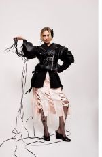 SOPHIE SIMNETT for Lore Magazine, October 2025