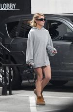 SYDNEY SWEENEY Leaves a Gym in Los Angeles 11/17/2025