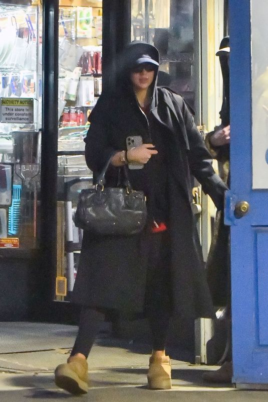 TATE MCRAE Leaves a Hot Yoga Studio in New York 11/22/2025