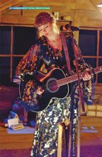 TAYLOR SWIFT - The Life Of A Showgirl 2025
