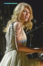 TAYLOR SWIFT - The Life Of A Showgirl 2025