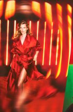 TONI GARRN for Mia Le Journal, November 2025