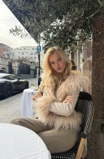 VICTORIA TURNER - Instagram Photos 11/05/2025