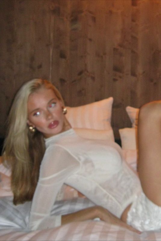 VICTORIA TURNER - Instagram Photos 11/11/2025