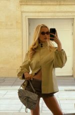 VICTORIA TURNER - Instagram Photos 11/21/2025