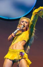 ZARA LARSSON Performs at OVO Arena Wembley in London 11/05/2025