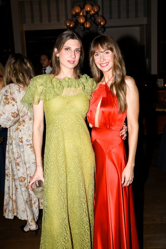 ALISON BRIE at DOEN Holiday Fundraiser Benefiting Planned Parenthood in Los Angeles 12/11/2025