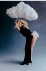 AMANDA SEYFRIED for Who What Wear, December 2025