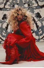 AMANDA SEYFRIED for Who What Wear, December 2025