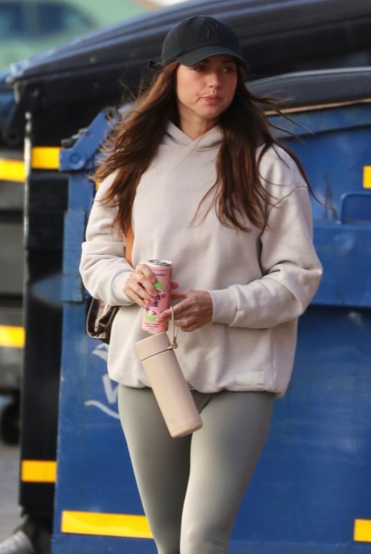 ANA DE ARMAS Heading to a Post-holiday Workout in Studio City 12/26/2025