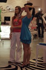 AUDRINA PATRIDGE Out Shopping on Robertson Blvd in Beverly Hills 05/28/2008