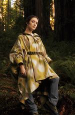 BILLIE LOURD - Star Wars Columbia The Endor Collection 2025