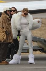 BROOKS NADER Arrives with Her Sisters in Aspen 12/23/2025