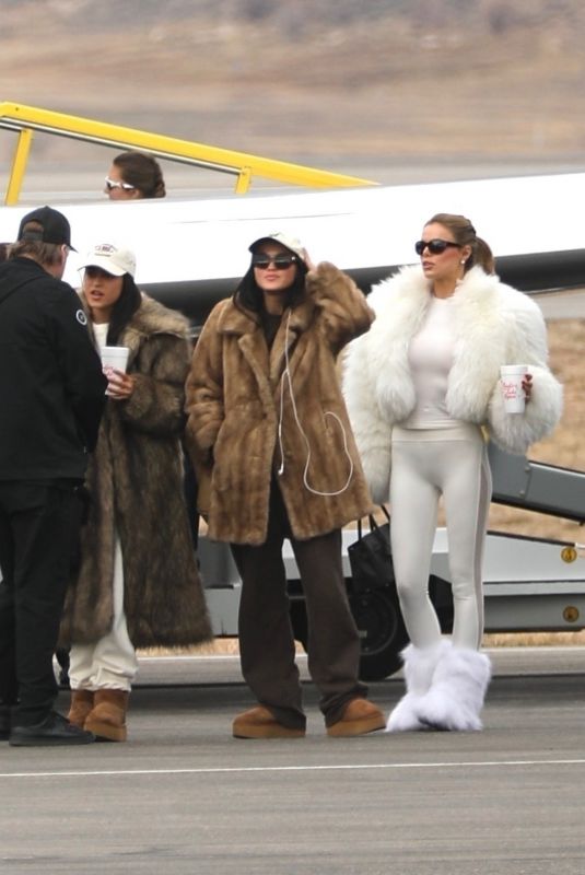 BROOKS NADER Arrives with Her Sisters in Aspen 12/23/2025