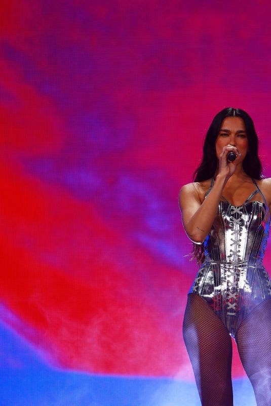 DUA LIPA Performs at Her Radical Optimism Tour at GNP Seguros Stadium in Mexico 12/01/2025