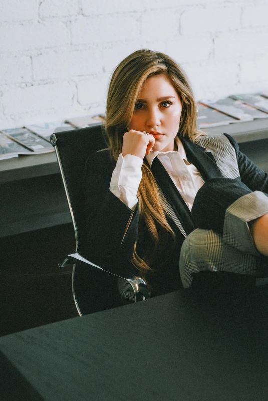 ELLA ANDERSON for Women