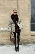 ELSA HOSK - Instagram Photos 12/21/2025