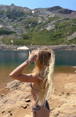 FAITH SCHRODER - Instagram Photos and Video 12/14/2025