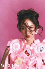 FREEN SAROCHA and REBECCA PATRICIA ARMSTRONG for VOGUE Hong Kong, December 2025