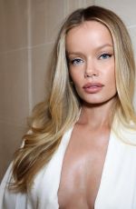 FRIDA AASEN - Instagram Photos 12/21/2025