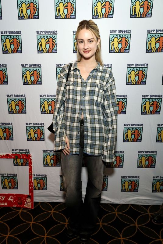 GRACE VAN PATTEN at 2025 Best Buddies Celebrity Bowling Event in Studio City 12/07/2025