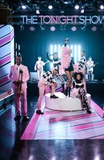 GWEN STEFANI at Tonight Show Starring Jimmy Fallon 12/03/2025