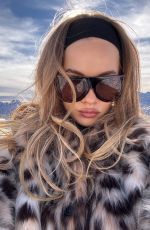 ILONA ARSENTIEVA - Instagram Photos 11/30/2025