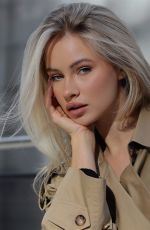 ILONA ARSENTIEVA - Instagram Photos 12/20/2025