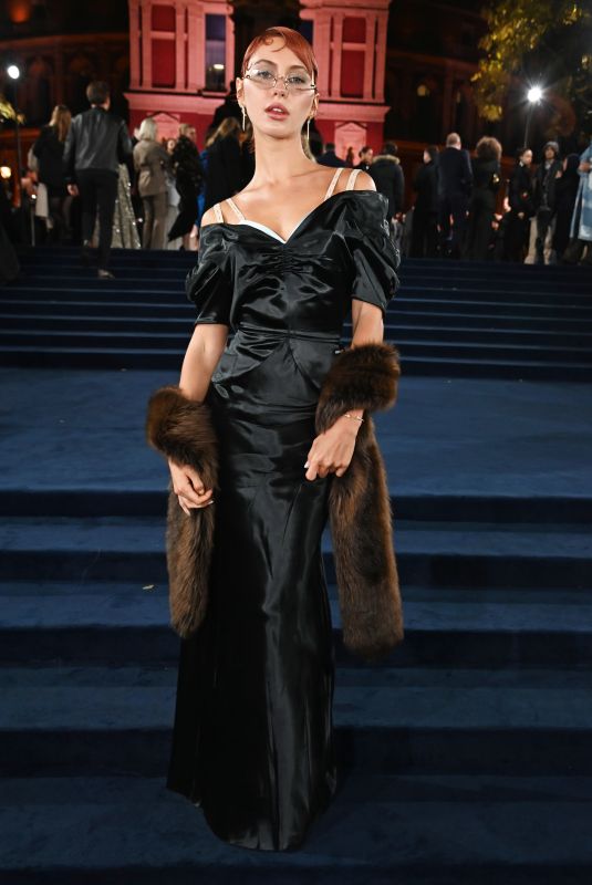IRIS LAW at Fashion Awards 2025 in London 12/01/2025