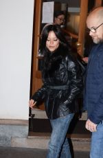 JENNA ORTEGA Leavs Yen Restaurant in Paris 12/08/2025