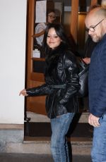 JENNA ORTEGA Leavs Yen Restaurant in Paris 12/08/2025