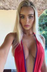 JULIA CAVANAGH - Instagram Photos 12/19/2025