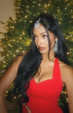 KAAVIYA SAMBASIVAM - Instagram Photos 12/26/2025