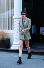 KRISTEN STEWART Leaves Her Loft in New York City 12/01/2025