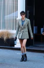 KRISTEN STEWART Leaves Her Loft in New York City 12/01/2025