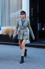 KRISTEN STEWART Leaves Her Loft in New York City 12/01/2025