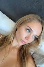 KYLA DODD - Instagram Photos 12/11/2025