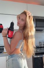 KYLA DODDS - Instagram Photos 12/22/2025